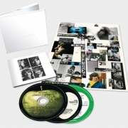 white_album3CD-480x446