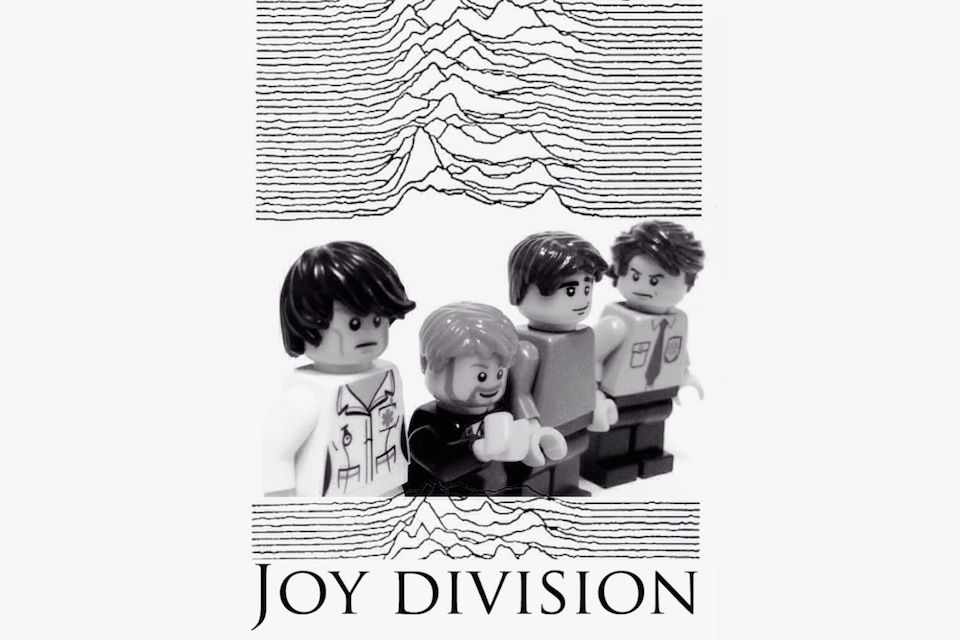 Curiosities – Joy Division -Transmission by Playmobils