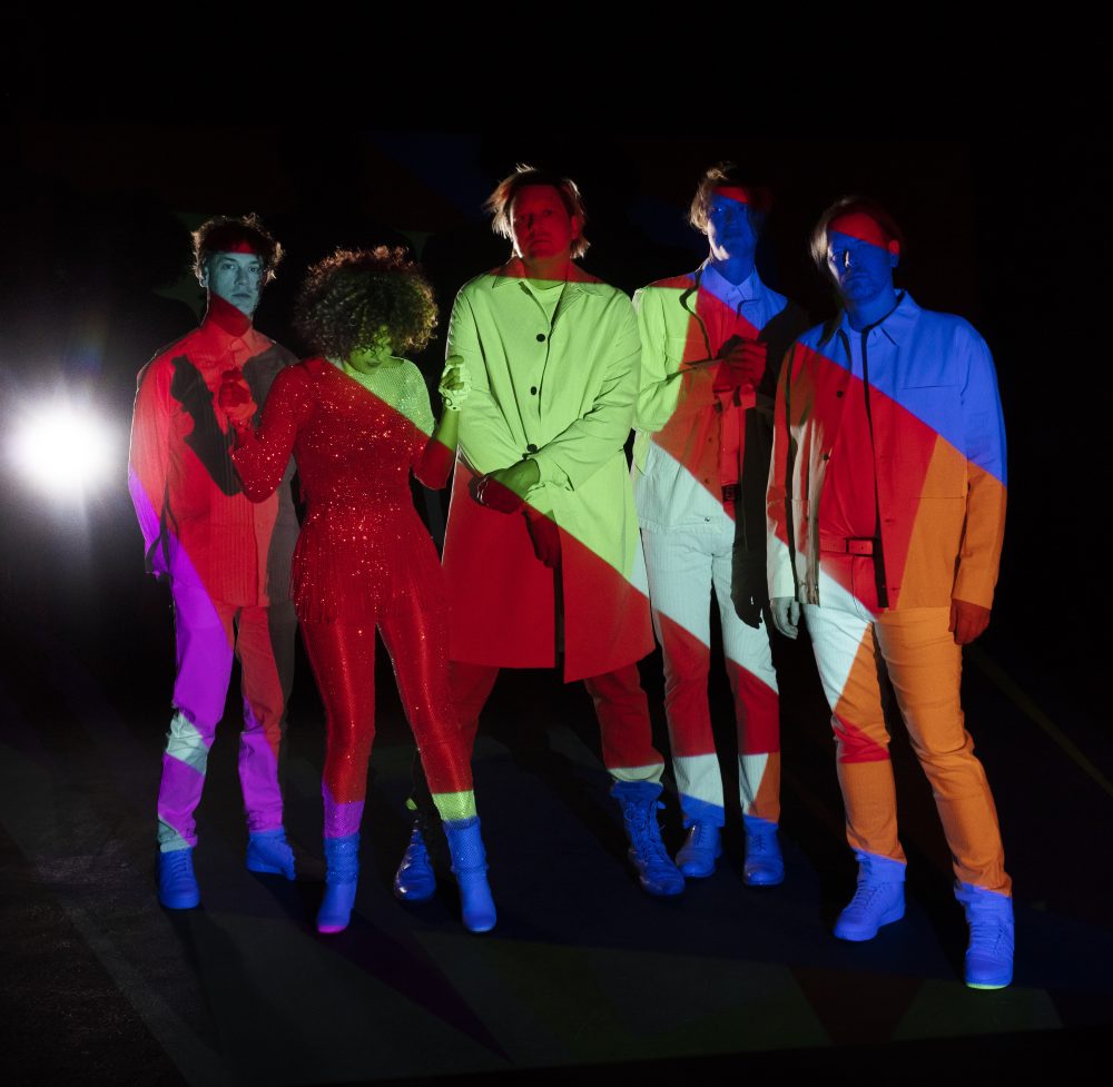 News – Arcade Fire – Unconditional I (Lookout Kid)