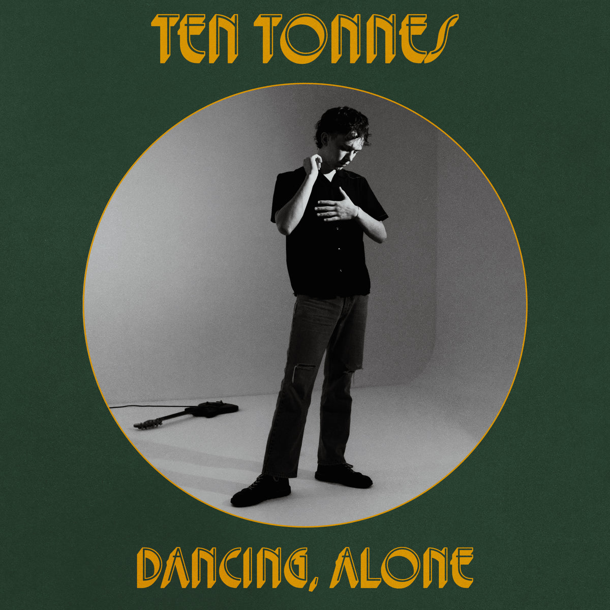 News – Ten Tonnes – Dancing, Alone