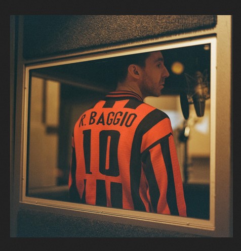 News – Miles Kane – Baggio