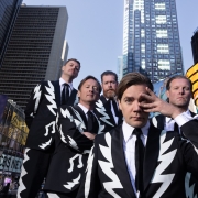 20230517_TheHives_EbruYildiz_327-2_WEB-1686598348