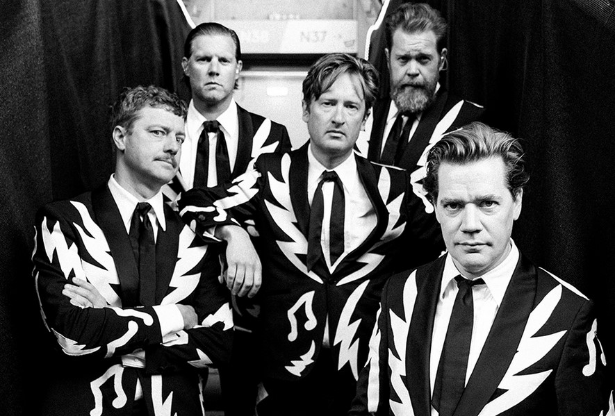 News – The Hives – Trapdoor Solution / The Bomb