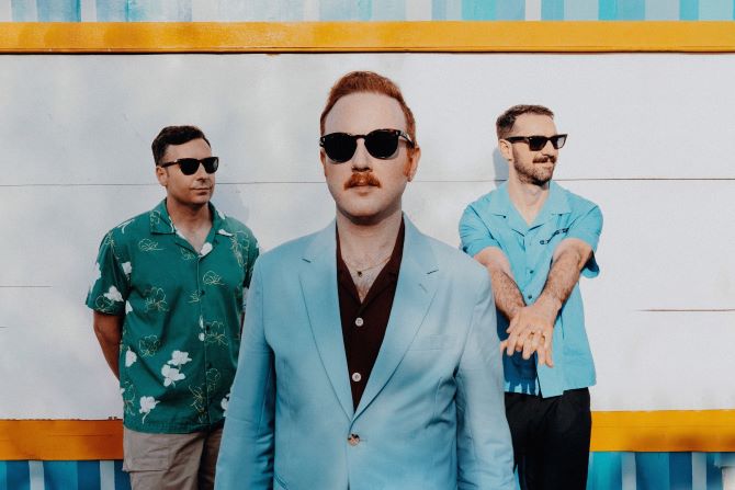 News – Two Door Cinema Club – Happy Customers