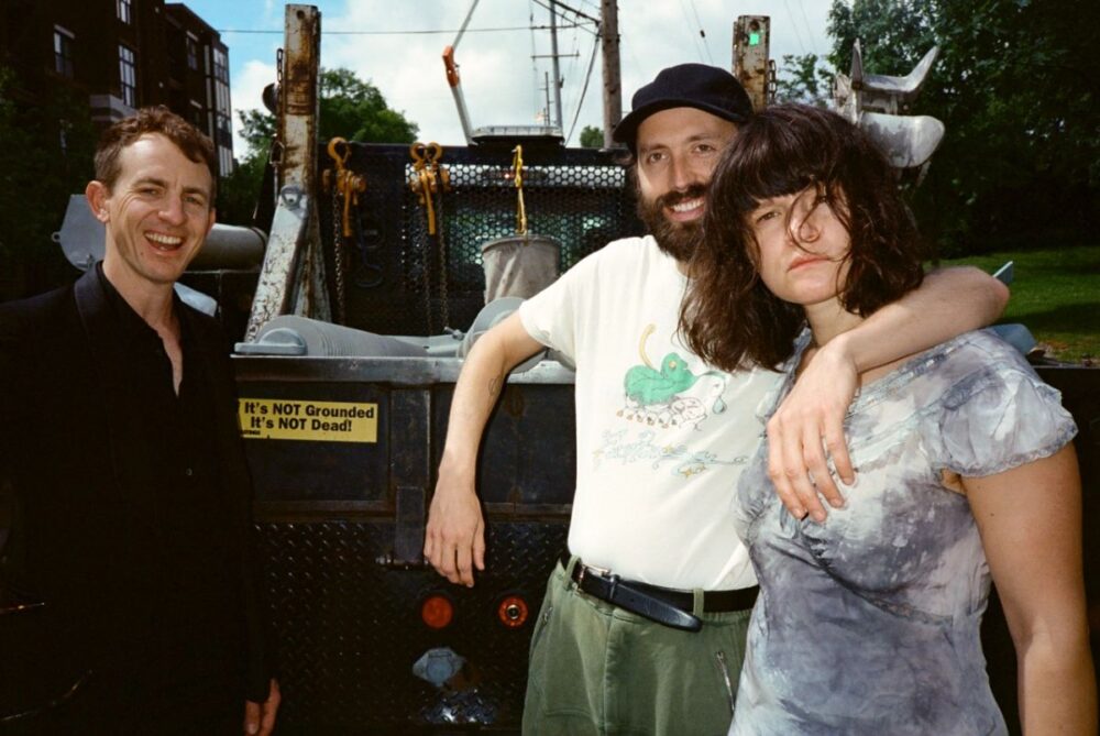 News – Big Thief – Los Angeles / Grandmother