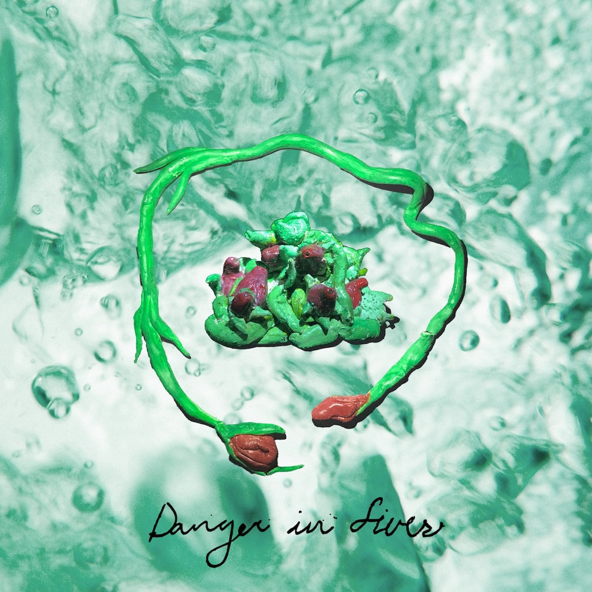 Post-punk shivers – Wombo – Danger in Fives