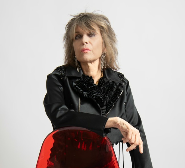 News – Chrissie Hynde – Me & Mrs Jones with k.d. lang