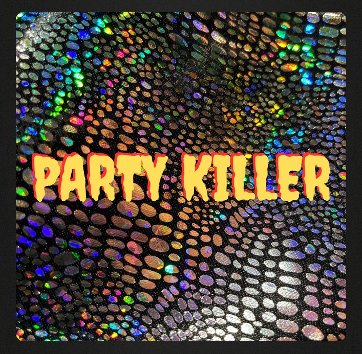 Froggies But Chic – Flying Blanket Mystery – Party Killer